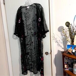 Never worn Lu La Roe cover up